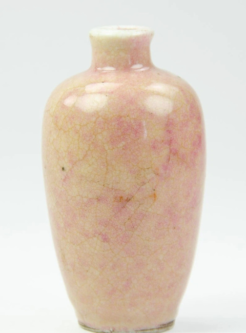古玩陶瓷紅哥釉鼻煙壺真品鑒賞圖