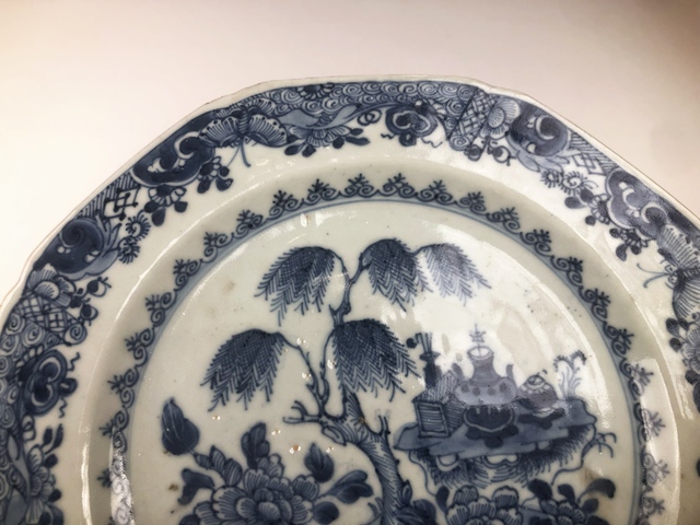古玩陶瓷清早期·青花柳樹八方盤拍賣，當前價格0元