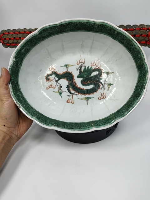 古玩陶瓷五彩人物故事海棠貢盤真品鑒賞圖