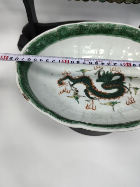 古玩陶瓷五彩人物故事海棠貢盤真品鑒賞圖