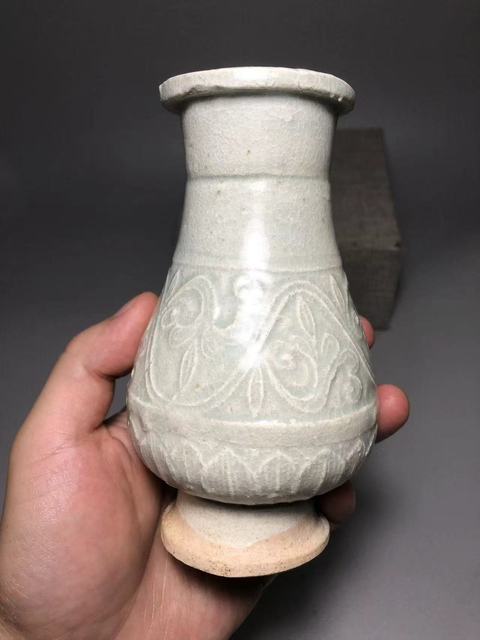古玩陶瓷云市窯青白釉花卉紋箸瓶真品鑒賞圖