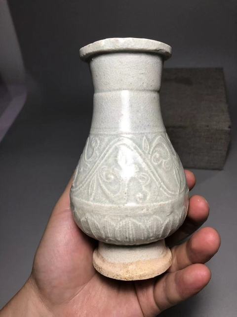 古玩陶瓷云市窯青白釉花卉紋箸瓶真品鑒賞圖
