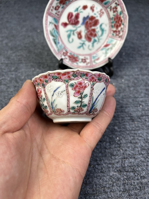 古玩陶瓷雍正粉彩花卉紋杯碟套拍賣,當前價格2888元