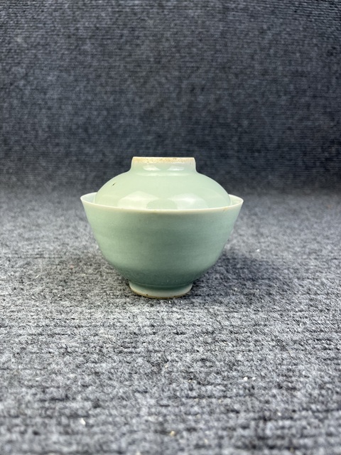 古玩陶瓷豆青釉蓋碗拍賣，當前價格688元