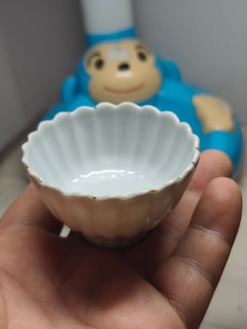 古玩陶瓷花口杯真品鑒賞圖