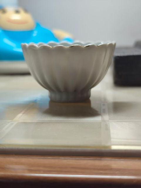 古玩陶瓷花口杯真品鑒賞圖