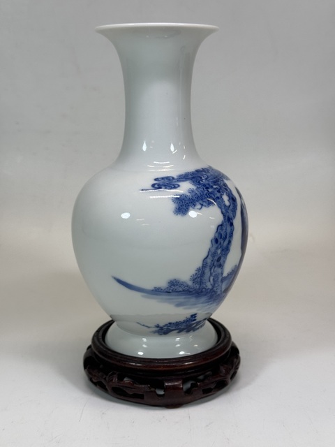 古玩陶瓷民國 青花人物紋瓶真品鑒賞圖