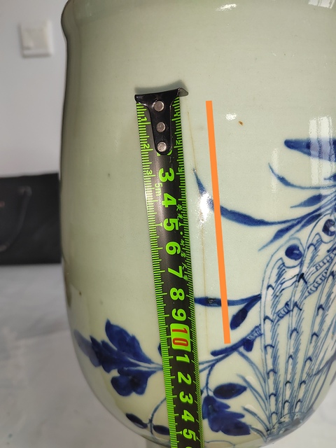 古玩陶瓷鳳凰牡丹紋青花瓶拍賣,當(dāng)前價(jià)格1400元