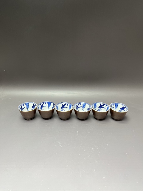 古玩陶瓷六只·創匯外紫金釉內青花魚藻紋杯一組拍賣,當前價格89元