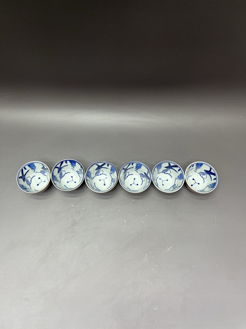 古玩陶瓷六只·創匯外紫金釉內青花魚藻紋杯一組拍賣,當前價格89元