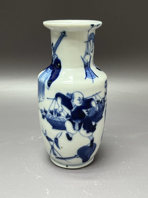 古玩陶瓷市井人物紋青花瓶真品鑒賞圖