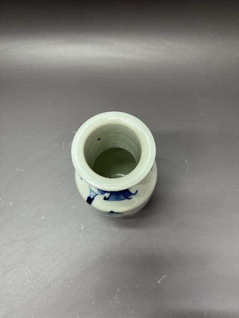 古玩陶瓷市井人物紋青花瓶真品鑒賞圖