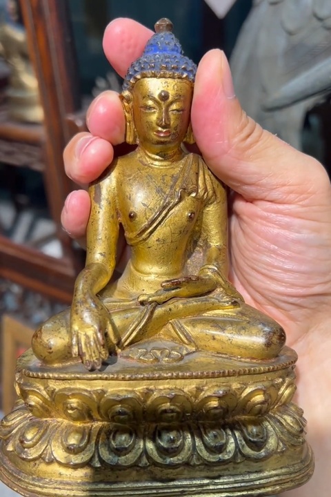 古玩銅器造像真品鑒賞圖