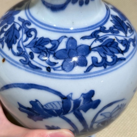 古玩陶瓷青花花卉紋執(zhí)壺,疑似復(fù)窯真品鑒賞圖