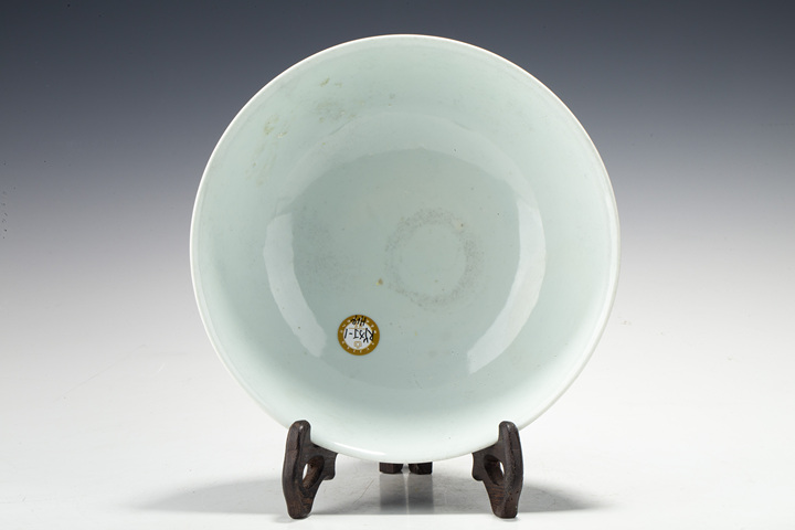 古玩陶瓷清嘉慶·斗彩纏枝蓮紋大碗
真品鑒賞圖