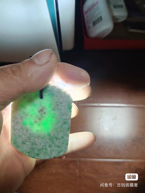 古玩玉器翡翠牌子真品鑒賞圖