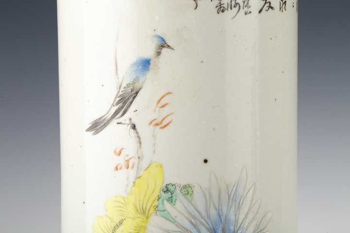 古玩陶瓷民國·粉彩花鳥紋帽筒
拍賣，當前價格0元