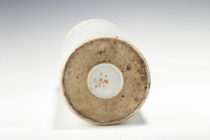 古玩陶瓷民國·粉彩花鳥紋帽筒
拍賣，當前價格0元