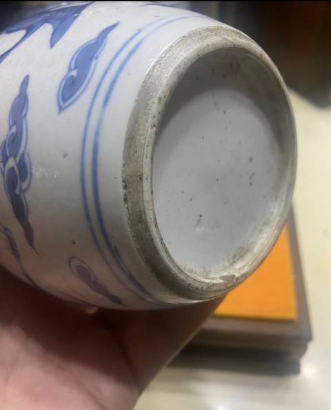 古玩陶瓷鶴紋青花瓶真品鑒賞圖