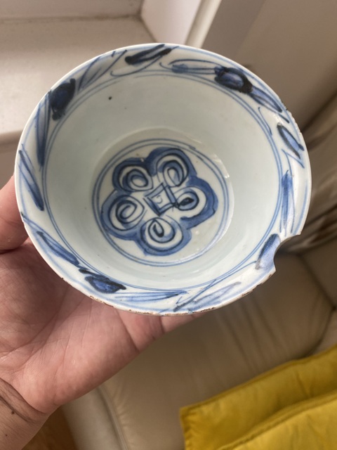 古玩陶瓷晚明青花獅子穿花紋茶碗真品鑒賞圖