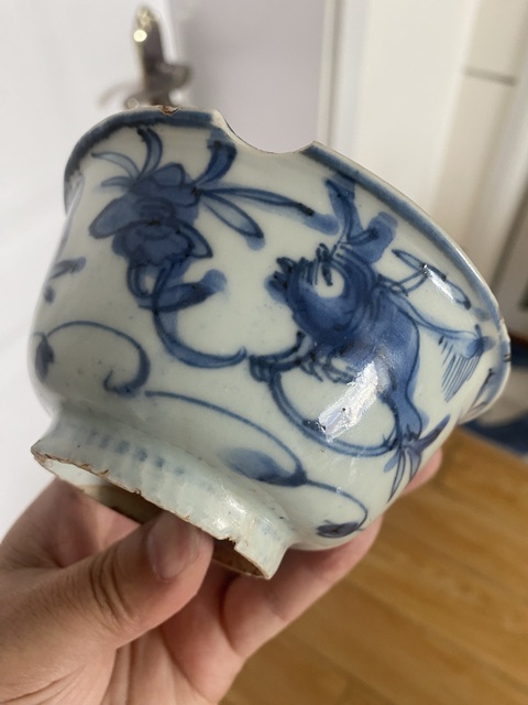 古玩陶瓷晚明青花獅子穿花紋茶碗真品鑒賞圖