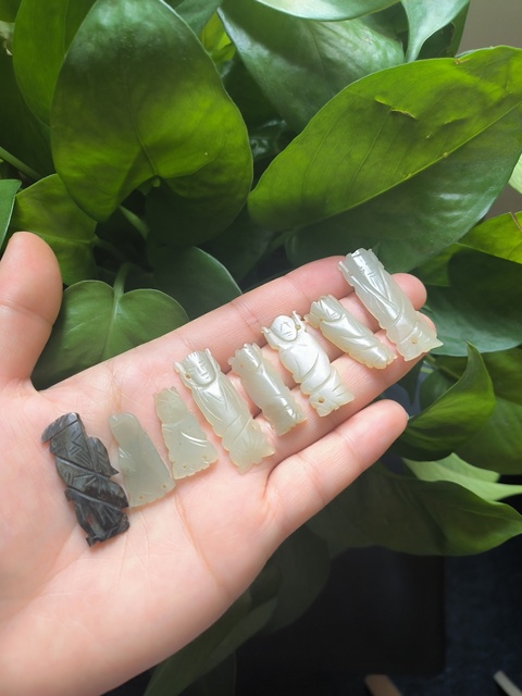 古玩玉器(放漏拍)清代和田玉雕“人物花片”拍賣,當前價格1600元