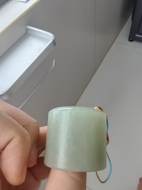 古玩玉器和田玉雕“素紋扳指”真品鑒賞圖
