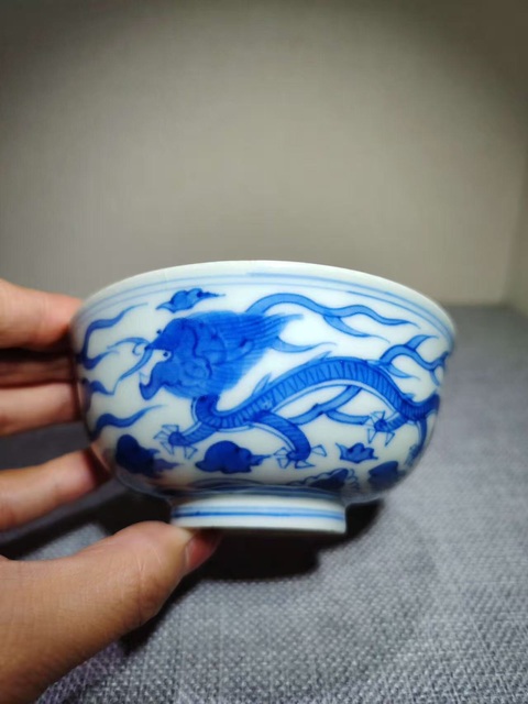 古玩陶瓷青花龍鳳紋碗真品鑒賞圖