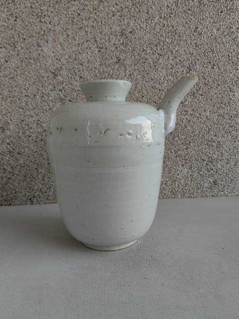 古玩陶瓷白釉執壺拍賣,當前價格680元