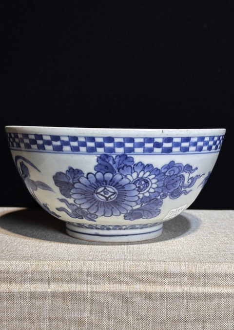 古玩陶瓷青花碗真品鑒賞圖