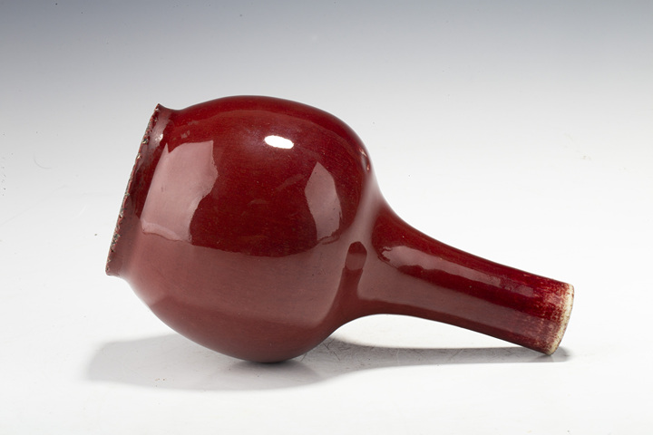 古玩陶瓷清中·鈞紅釉天球瓶拍賣，當(dāng)前價格13500元