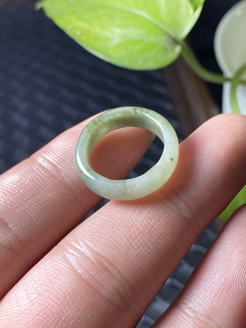 古玩玉器清代天然翡翠戒指拍賣，當前價格288元