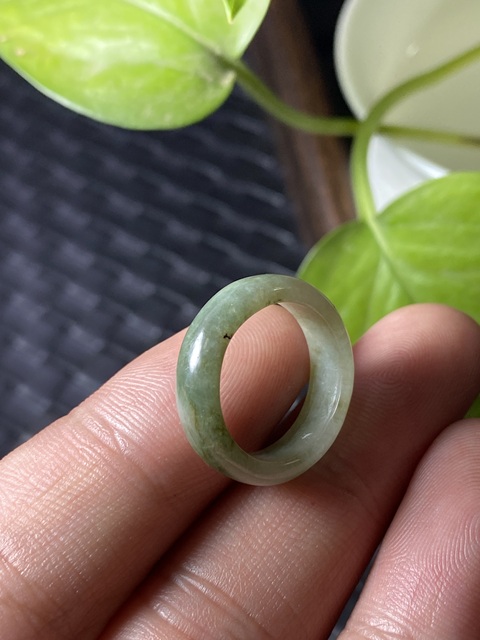 古玩玉器清代天然翡翠戒指拍賣，當前價格288元