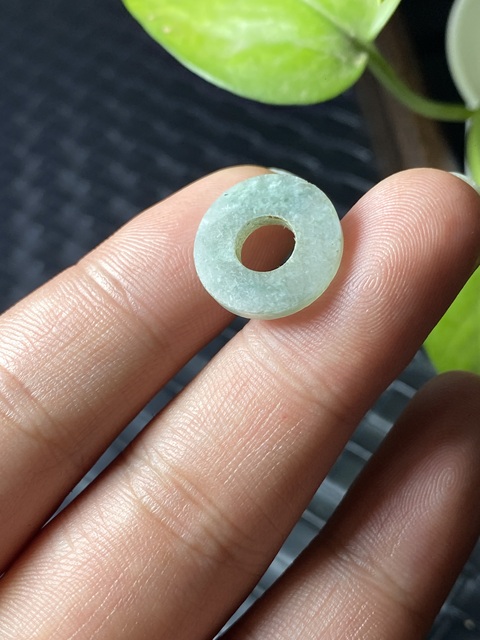 古玩玉器清代天然翡翠“平安扣”拍賣(mài)，當(dāng)前價(jià)格33元