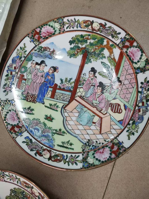 古玩陶瓷人物紋盤真品鑒賞圖