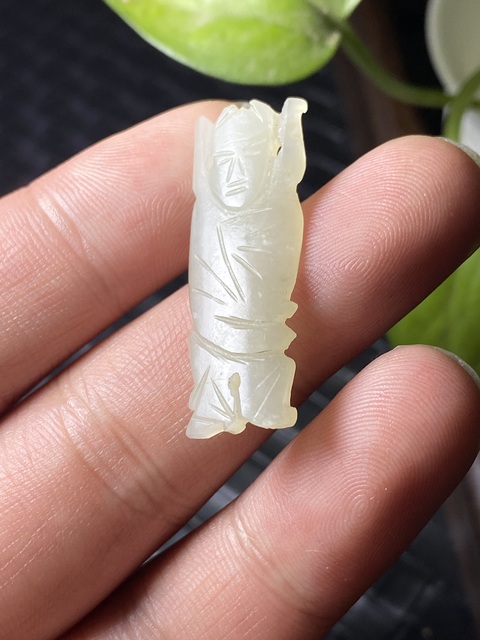 古玩玉器(放漏!)清代和田白玉雕“人物花片”拍賣,當(dāng)前價(jià)格388元