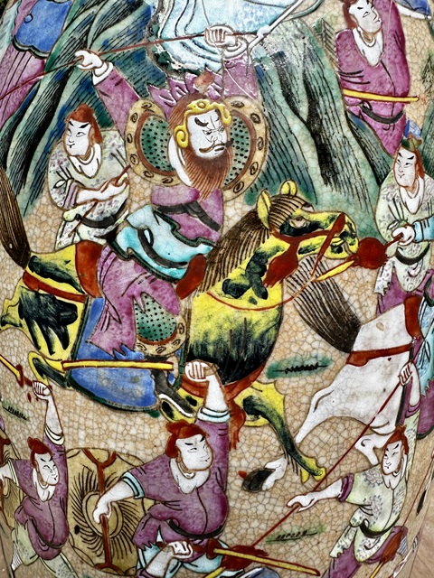 古玩陶瓷哥釉地鐵銹釉五彩加粉彩刀馬人瓶真品鑒賞圖