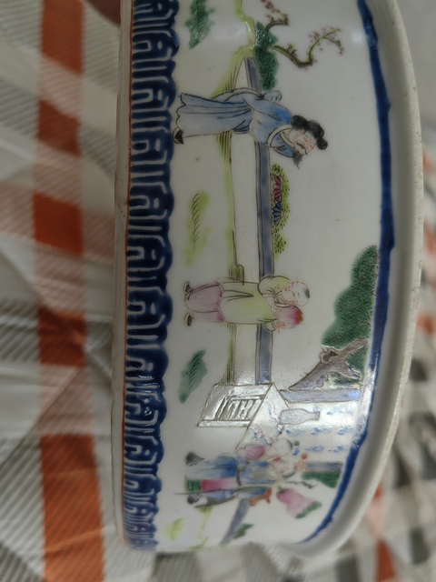 古玩陶瓷人物紋粉彩一品鍋真品鑒賞圖