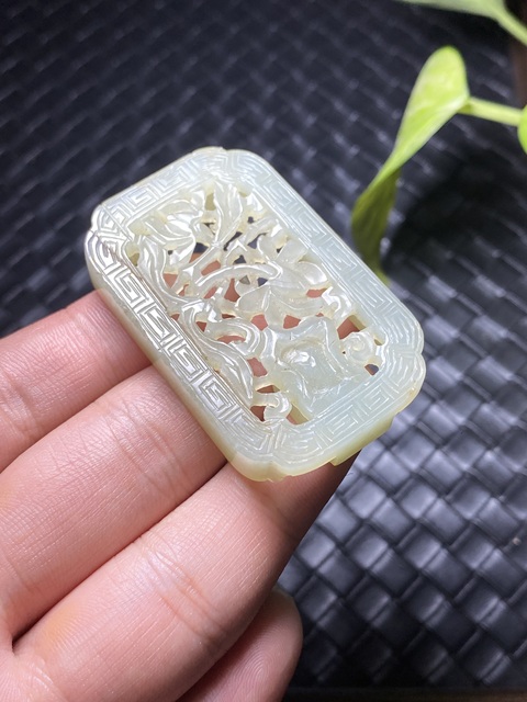古玩玉器(朋友價)清代和田玉雕“帶扣”拍賣,當(dāng)前價格3000元