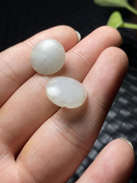 古玩玉器清代翡翠扣子拍賣,當(dāng)前價格168元