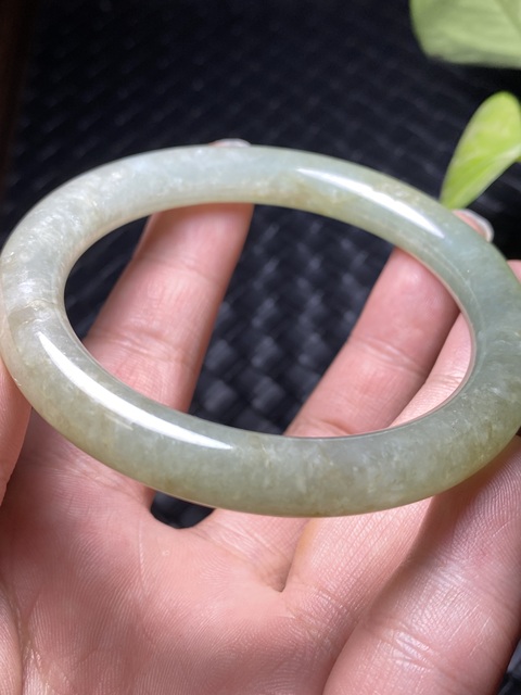 古玩玉器極美清代冰糯天然翡翠手鐲拍賣，當前價格7500元