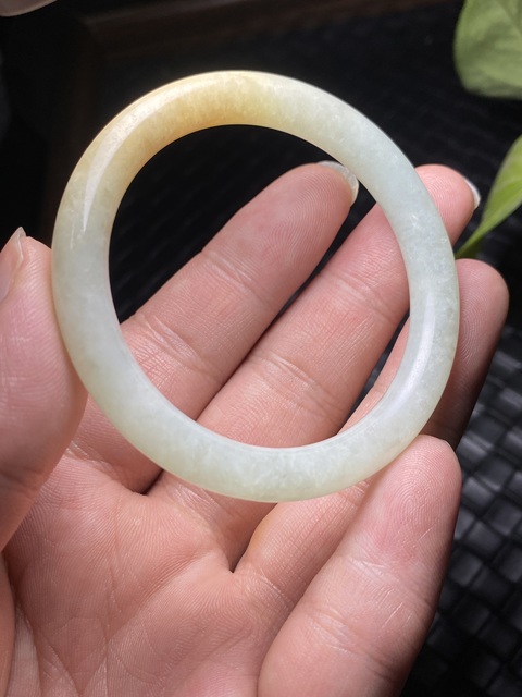 古玩玉器清代天然翡翠手鐲拍賣，當前價格8600元