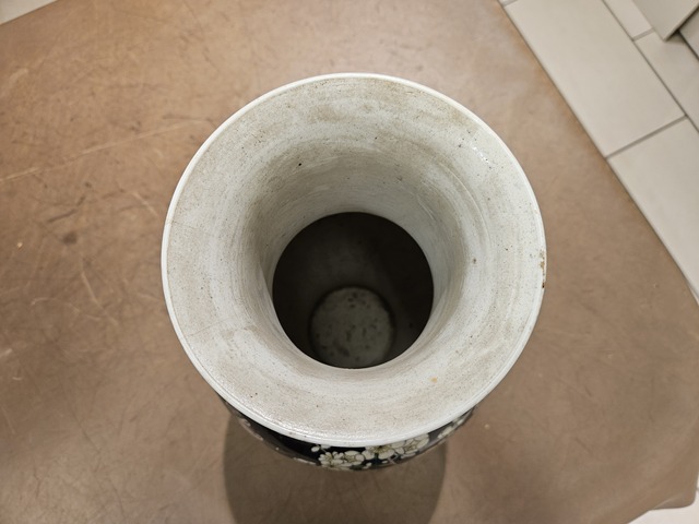 古玩陶瓷清光緒 墨地素三彩觀音尊真品鑒賞圖