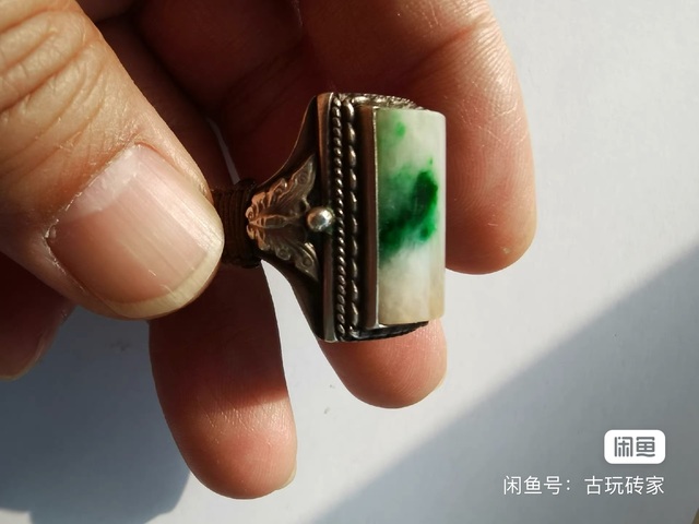 古玩玉器戒指真品鑒賞圖