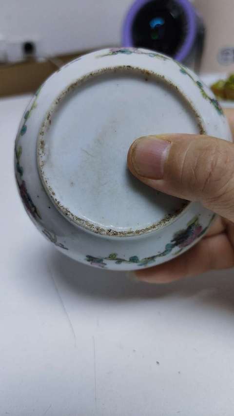 古玩陶瓷晚清細路粉彩印泥盒真品鑒賞圖