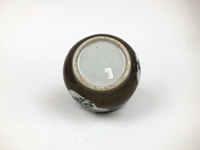 古玩陶瓷清早期·紫金釉開窗粉彩花卉缽拍賣,當前價格0元