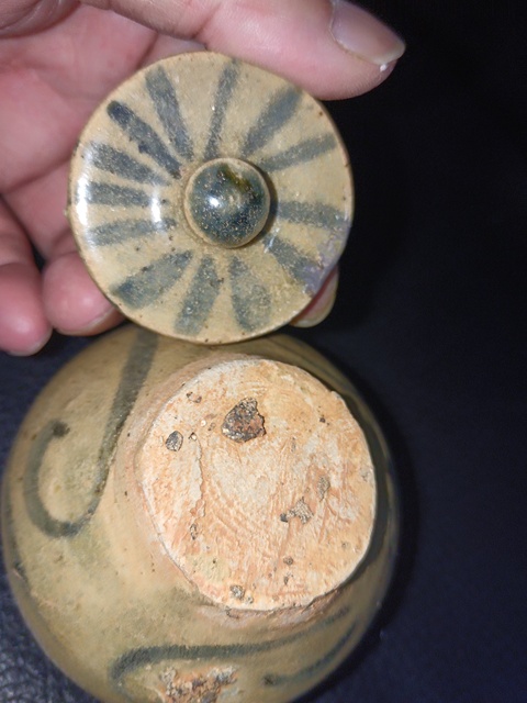 古玩陶瓷青花蓋罐真品鑒賞圖