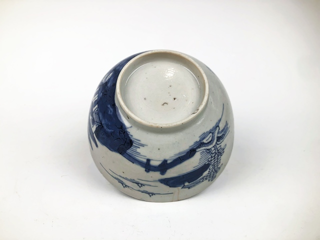 古玩陶瓷清中期·青花山水樓閣人物碗拍賣,當前價格0元