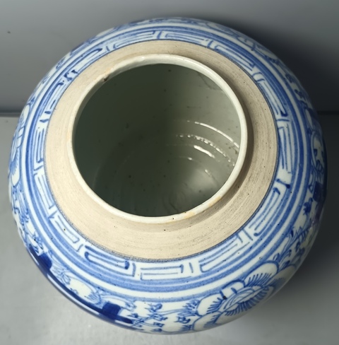 古玩陶瓷清中期纏枝花囍字紋青花罐拍賣,當前價格388元