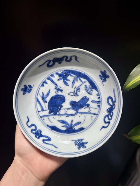 古玩陶瓷青花喜祿封侯圖盤真品鑒賞圖